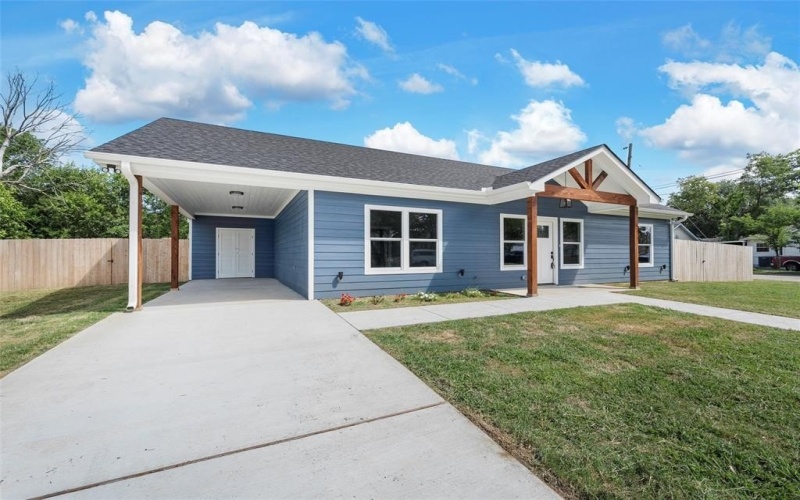 3606 Latimer Street, Bellmead, TX 76705, 3 Habitaciones Habitaciones , ,2 BañosBaños,Residential,En Venta,3606 Latimer Street,20986405