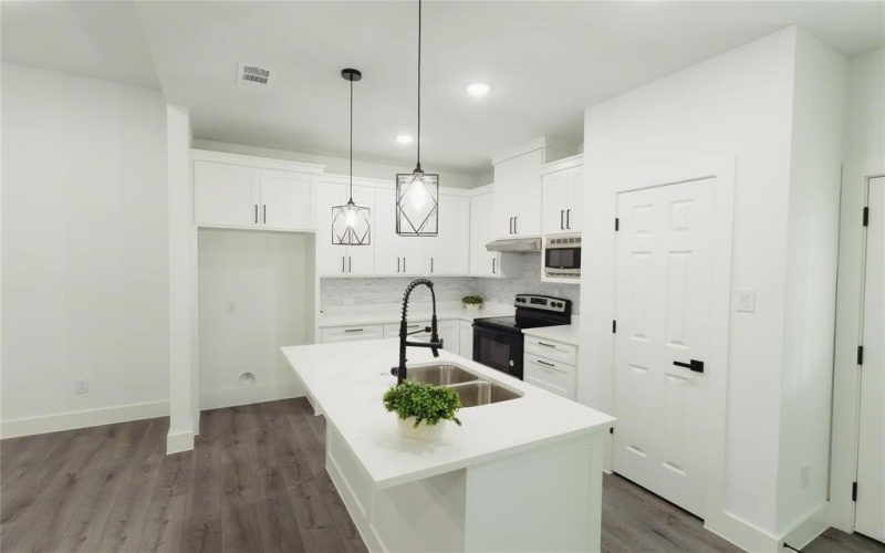 1903 King Street, Greenville, TX 75401, 3 Bedrooms Bedrooms, ,2 BathroomsBathrooms,Residential,For Sale,1903 King Street,20986511