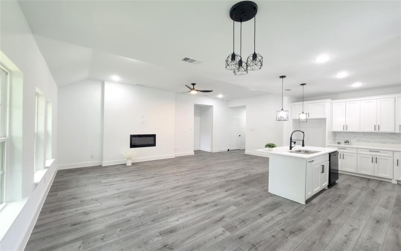 1903 King Street, Greenville, TX 75401, 3 Bedrooms Bedrooms, ,2 BathroomsBathrooms,Residential,For Sale,1903 King Street,20986511