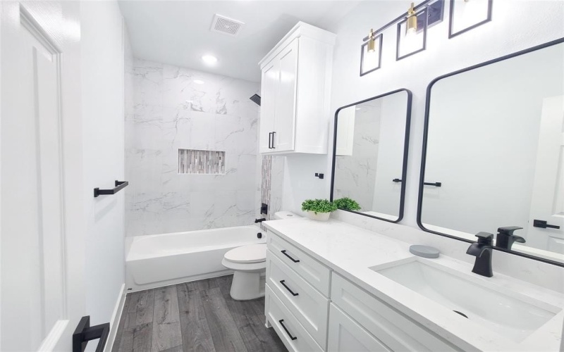 1903 King Street, Greenville, TX 75401, 3 Bedrooms Bedrooms, ,2 BathroomsBathrooms,Residential,For Sale,1903 King Street,20986511