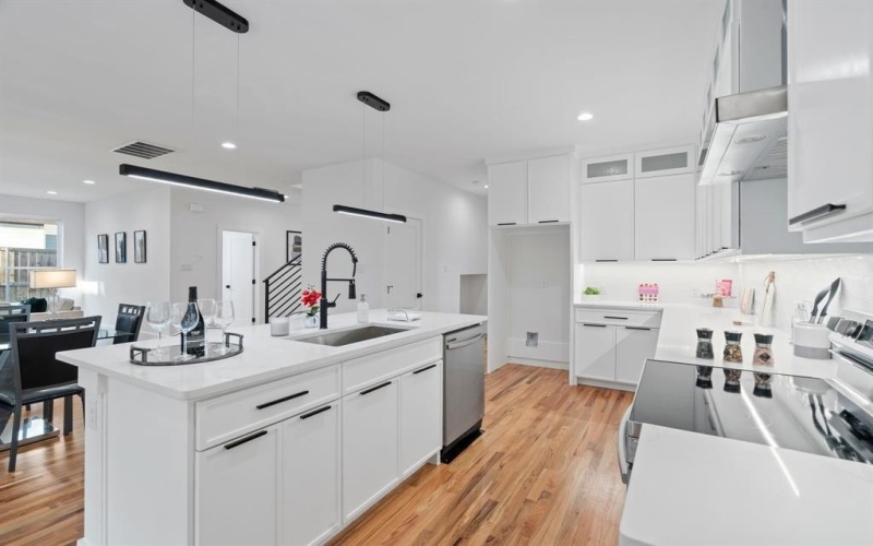 535 Crete Street, Dallas, TX 75203, 4 Bedrooms Bedrooms, ,3 BathroomsBathrooms,Residential,For Sale,535 Crete Street,20987647