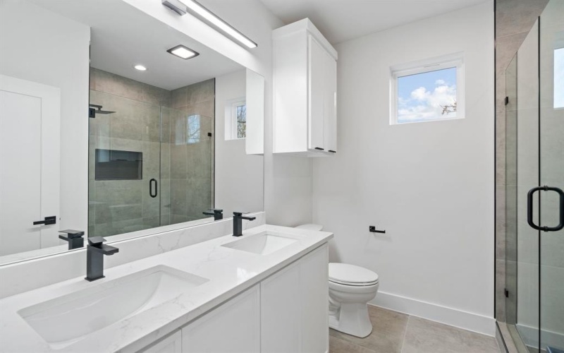 535 Crete Street, Dallas, TX 75203, 4 Bedrooms Bedrooms, ,3 BathroomsBathrooms,Residential,For Sale,535 Crete Street,20987647
