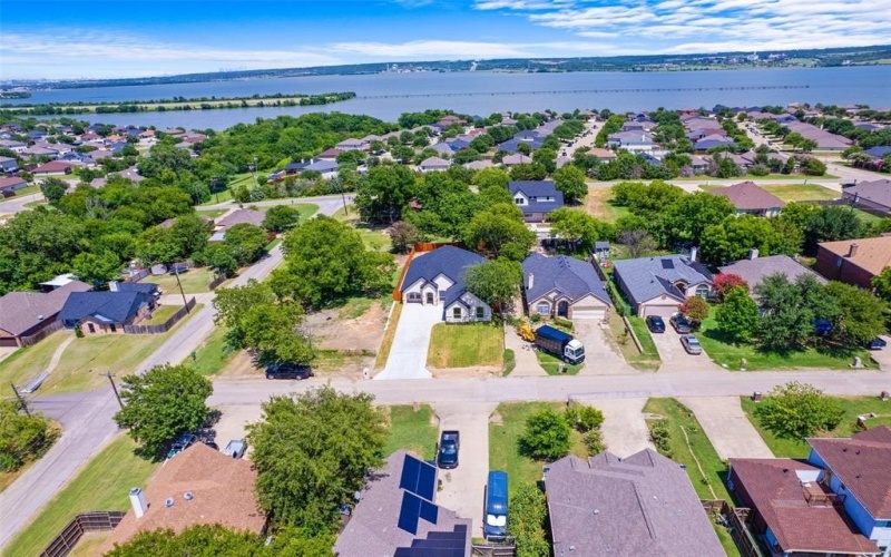1806 AVENUE F, Grand Prairie, TX 75051, 4 Habitaciones Habitaciones , ,2 BañosBaños,Residential,En Venta,1806 AVENUE F,20987846
