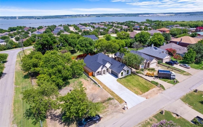 1806 AVENUE F, Grand Prairie, TX 75051, 4 Habitaciones Habitaciones , ,2 BañosBaños,Residential,En Venta,1806 AVENUE F,20987846