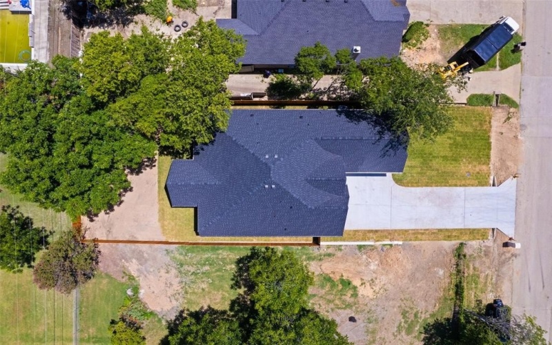1806 AVENUE F, Grand Prairie, TX 75051, 4 Habitaciones Habitaciones , ,2 BañosBaños,Residential,En Venta,1806 AVENUE F,20987846