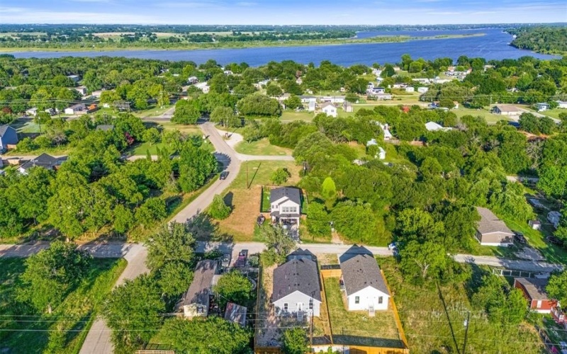 5704 Arkansas Trail, Granbury, TX 76048, 3 Bedrooms Bedrooms, ,2 BathroomsBathrooms,Residential,For Sale,5704 Arkansas Trail,20987854