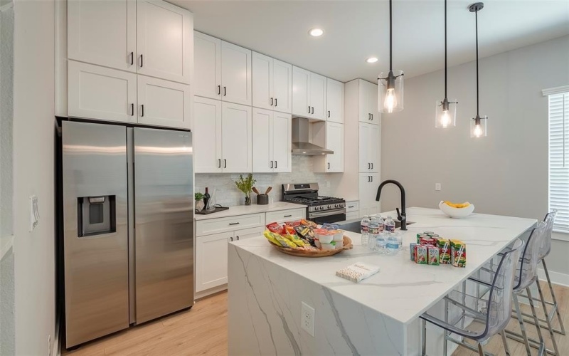4440 Scurry Street #3, Dallas, TX 75204, 2 Bedrooms Bedrooms, ,2 BathroomsBathrooms,Residential Multi Family,For Sale,4440 Scurry Street,20987900