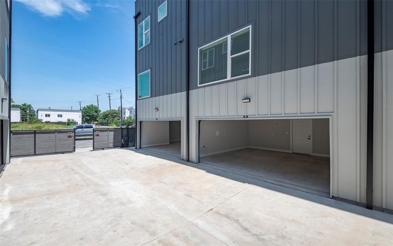 4440 Scurry Street #3, Dallas, TX 75204, 2 Bedrooms Bedrooms, ,2 BathroomsBathrooms,Residential Multi Family,For Sale,4440 Scurry Street,20987900