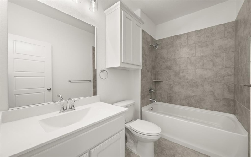 265 Coronado Court, Granbury, TX 76048, 5 Bedrooms Bedrooms, ,3 BathroomsBathrooms,Residential,For Sale,265 Coronado Court,0,20988090