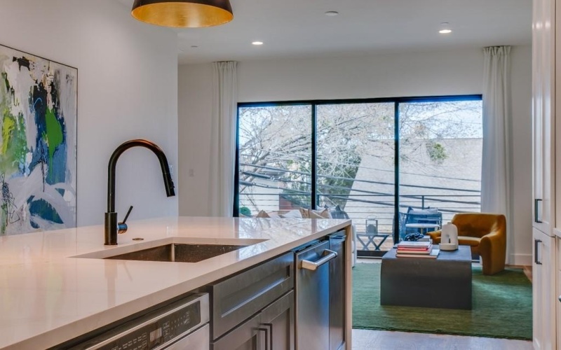 805 Pavillon Street #108, Dallas, TX 75204, 3 Bedrooms Bedrooms, ,3 BathroomsBathrooms,Residential,For Sale,805 Pavillon Street,20988239