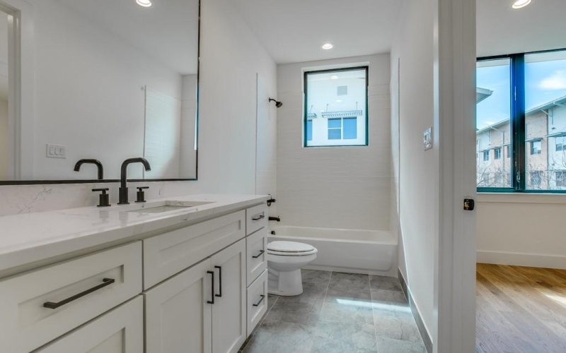 805 Pavillon Street #108, Dallas, TX 75204, 3 Bedrooms Bedrooms, ,3 BathroomsBathrooms,Residential,For Sale,805 Pavillon Street,20988239