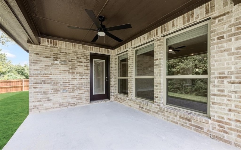 1949 Evergreen Lane, Glenn Heights, TX 75154, 4 Habitaciones Habitaciones , ,3 BañosBaños,Residential,En Venta,1949 Evergreen Lane,20988257
