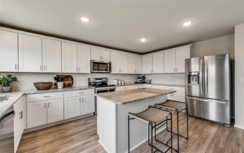 2044 Pleasant Knoll Circle, Forney, TX 75126, 4 Habitaciones Habitaciones , ,3 BañosBaños,Residential,En Venta,2044 Pleasant Knoll Circle,20988263
