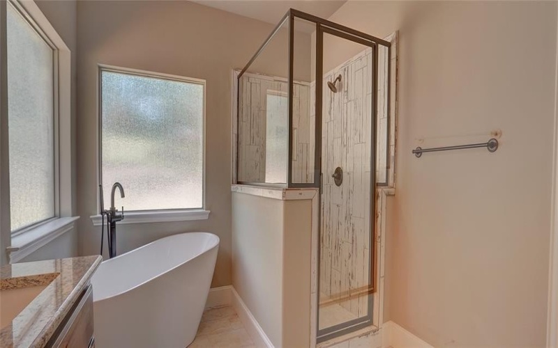 13580 Rock Springs, Malakoff, TX 75148, 4 Habitaciones Habitaciones , ,6 BañosBaños,Residential,En Venta,13580 Rock Springs,20988315