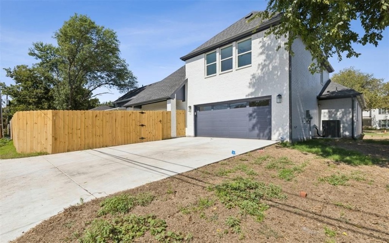 5817 Coleman Street, Westworth Village, TX 76114, 4 Bedrooms Bedrooms, ,2 BathroomsBathrooms,Residential,For Sale,5817 Coleman Street,20988317