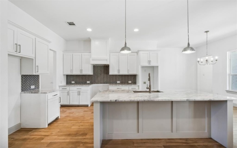 191 Lucky Ridge Lane, Boyd, TX 76023, 4 Bedrooms Bedrooms, ,3 BathroomsBathrooms,Residential,For Sale,191 Lucky Ridge Lane,20988327