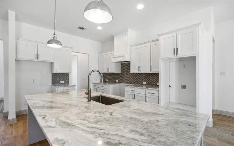 191 Lucky Ridge Lane, Boyd, TX 76023, 4 Bedrooms Bedrooms, ,3 BathroomsBathrooms,Residential,For Sale,191 Lucky Ridge Lane,20988327