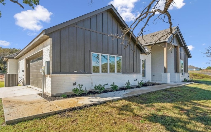 191 Lucky Ridge Lane, Boyd, TX 76023, 4 Bedrooms Bedrooms, ,3 BathroomsBathrooms,Residential,For Sale,191 Lucky Ridge Lane,20988327