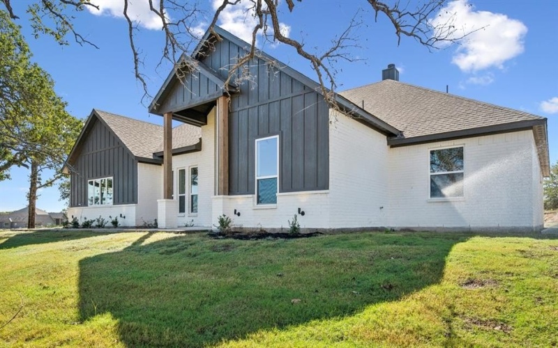 191 Lucky Ridge Lane, Boyd, TX 76023, 4 Bedrooms Bedrooms, ,3 BathroomsBathrooms,Residential,For Sale,191 Lucky Ridge Lane,20988327