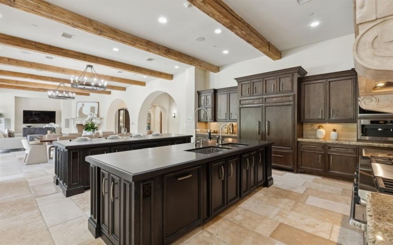 690 S Peytonville Avenue, Southlake, TX 76092, 5 Bedrooms Bedrooms, ,6 BathroomsBathrooms,Residential,For Sale,690 S Peytonville Avenue,20988329