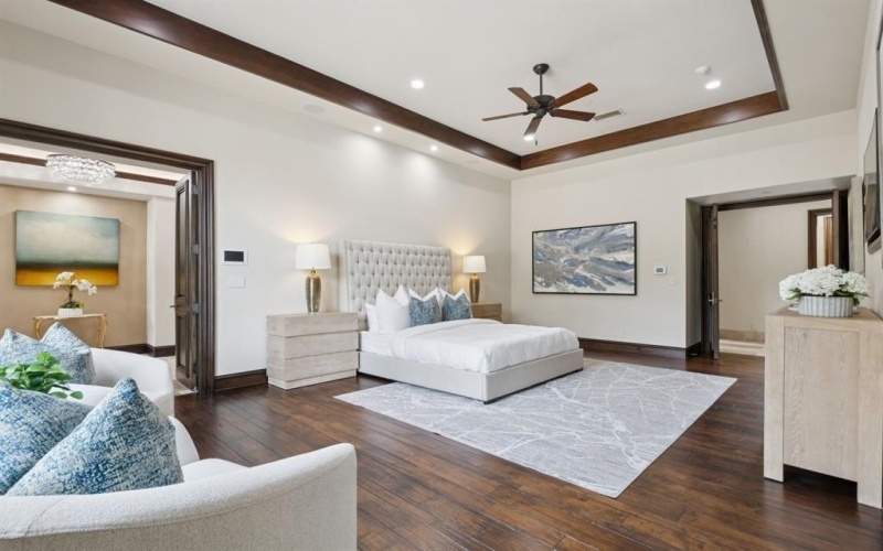 690 S Peytonville Avenue, Southlake, TX 76092, 5 Bedrooms Bedrooms, ,6 BathroomsBathrooms,Residential,For Sale,690 S Peytonville Avenue,20988329
