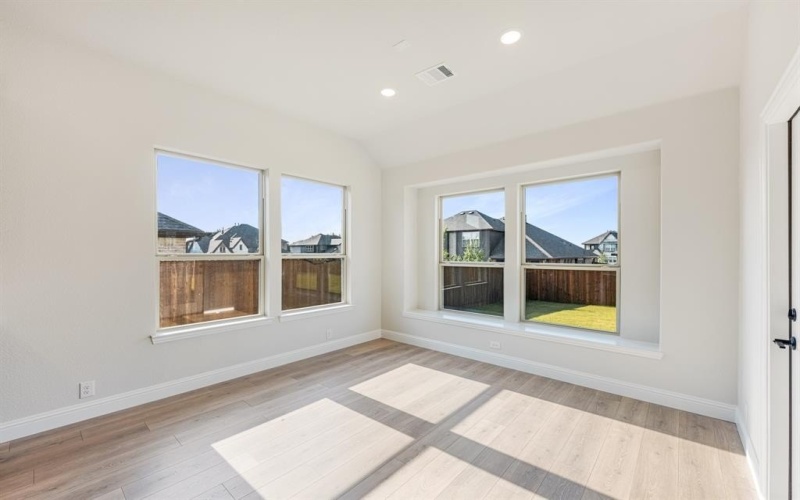 1204 Winona Street, DeSoto, TX 75115, 4 Bedrooms Bedrooms, ,3 BathroomsBathrooms,Residential,For Sale,1204 Winona Street,0,20988339
