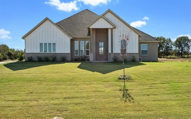 213 Blackjack Crossing, Paradise, TX 76073, 4 Bedrooms Bedrooms, ,3 BathroomsBathrooms,Residential,For Sale,213 Blackjack Crossing,20988341