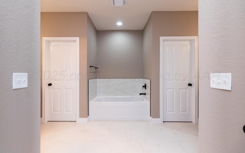 9312 Larkspur Drive, Amarillo, TX 79119-2011, 4 Bedrooms Bedrooms, ,2 BathroomsBathrooms,Residential,For Sale,9312 Larkspur Drive,0,25-5984