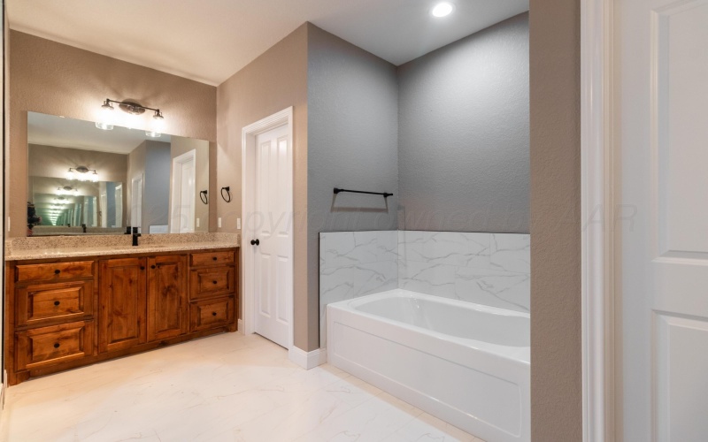 9312 Larkspur Drive, Amarillo, TX 79119-2011, 4 Bedrooms Bedrooms, ,2 BathroomsBathrooms,Residential,For Sale,9312 Larkspur Drive,0,25-5984