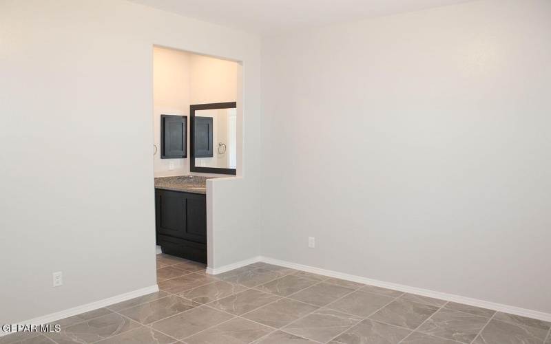 4785 CPT Isaac Camacho unit: B #B, El Paso, TX 79938, 3 Habitaciones Habitaciones , ,2 BañosBaños,Residential Multi Family,En Venta,4785 CPT Isaac Camacho unit: B,925776