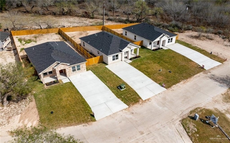 302 N Kika De La Garza Boulevard, La Joya, TX 78560, 3 Habitaciones Habitaciones , ,2 BañosBaños,Residential,En Venta,302 N Kika De La Garza Boulevard,475180