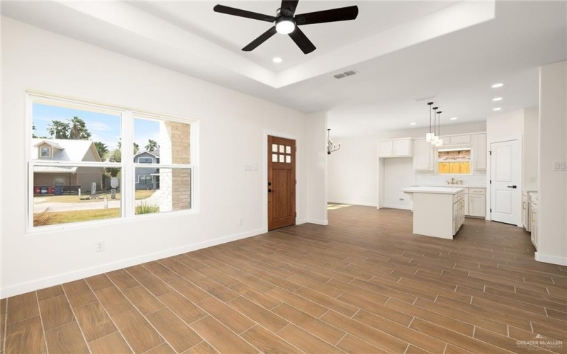 302 N Kika De La Garza Boulevard, La Joya, TX 78560, 3 Habitaciones Habitaciones , ,2 BañosBaños,Residential,En Venta,302 N Kika De La Garza Boulevard,475180
