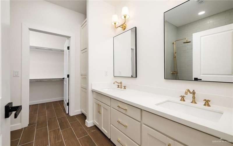 302 N Kika De La Garza Boulevard, La Joya, TX 78560, 3 Habitaciones Habitaciones , ,2 BañosBaños,Residential,En Venta,302 N Kika De La Garza Boulevard,475180