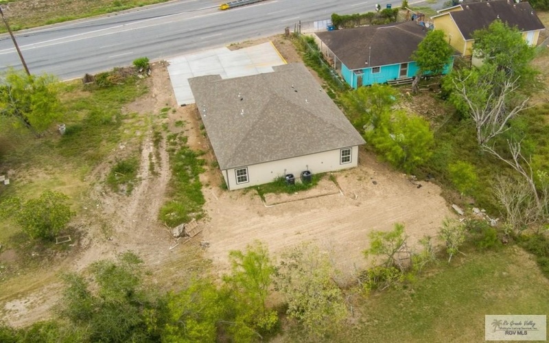 950 E EXPRESSWAY 83, SAN BENITO, TX 78586, ,Residential Multi Family,En Venta,950 E EXPRESSWAY 83,29752042