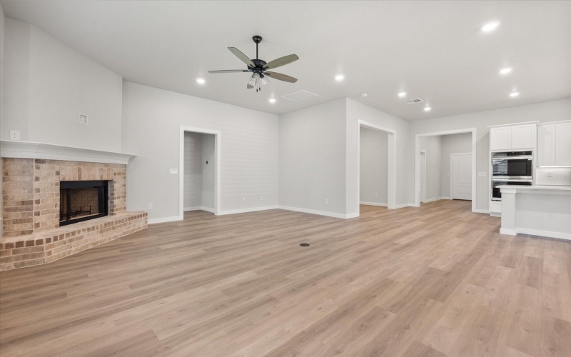 5407 109th Street, Lubbock, TX 79424, 4 Bedrooms Bedrooms, ,3 BathroomsBathrooms,Residential,For Sale,5407 109th Street,0,202557320