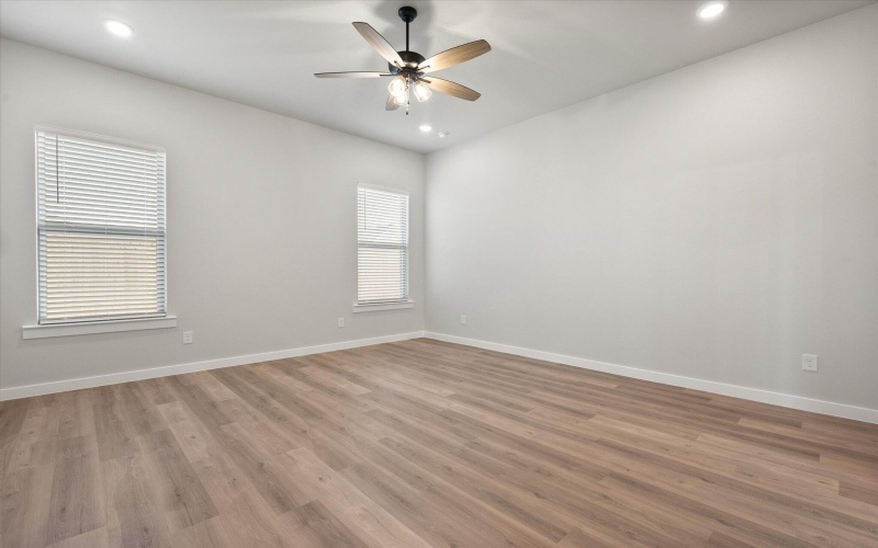 5407 109th Street, Lubbock, TX 79424, 4 Bedrooms Bedrooms, ,3 BathroomsBathrooms,Residential,For Sale,5407 109th Street,0,202557320