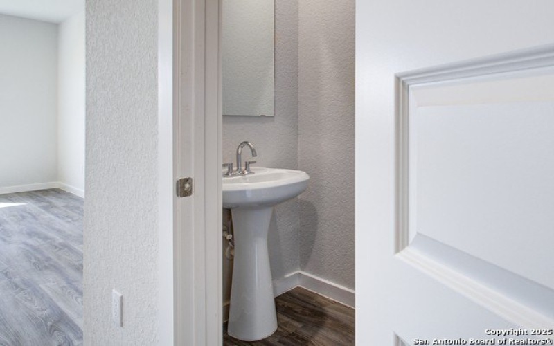 2526 RAMBO DRIVE, San Antonio, TX 78224, 4 Habitaciones Habitaciones , ,2 BañosBaños,Residential,En Venta,2526 RAMBO DRIVE,1845262
