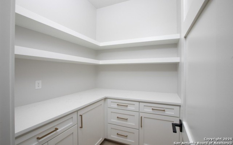 118 Obscure Way, Spring Branch, TX 78070, 4 Bedrooms Bedrooms, ,5 BathroomsBathrooms,Residential,For Sale,118 Obscure Way,1880996
