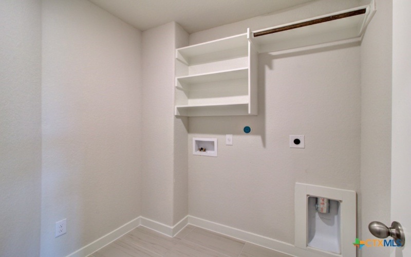 980 Gray Cloud Drive, New Braunfels, TX 78130, 4 Habitaciones Habitaciones , ,2 BañosBaños,Residential,En Venta,980 Gray Cloud Drive,574772