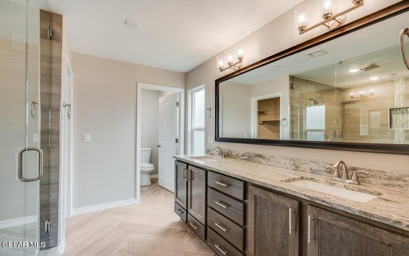 937 GULF STREAMS, El Paso, TX 79932, 4 Habitaciones Habitaciones , ,2 BañosBaños,Residential,En Venta,937 GULF STREAMS,925793