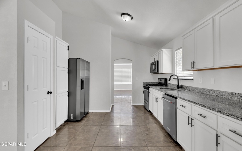 10400 Valle Koki Drive, Socorro, TX 79927, 4 Bedrooms Bedrooms, ,2 BathroomsBathrooms,Residential,For Sale,10400 Valle Koki Drive,925808