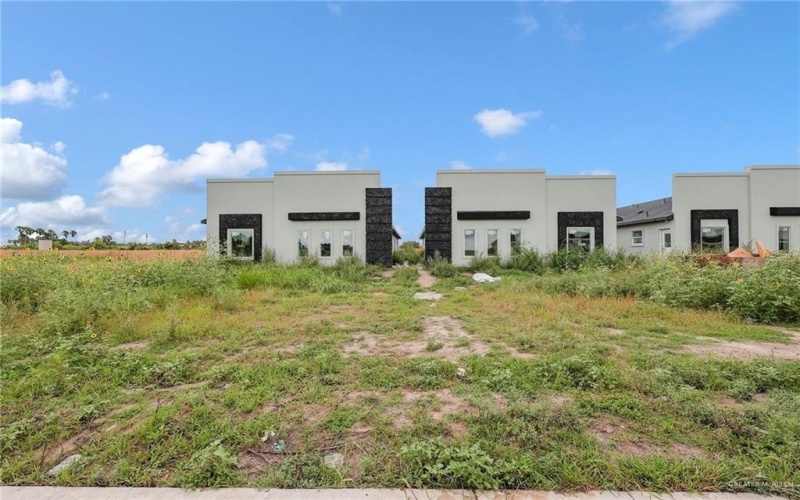 911 13th Street, Alamo, TX 78589, ,Residential Multi Family,En Venta,911 13th Street,475269