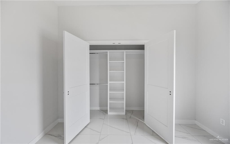 1009 W Cloud 9 Street, Edinburg, TX 78541, 3 Habitaciones Habitaciones , ,2 BañosBaños,Residential,En Venta,1009 W Cloud 9 Street,0,475271