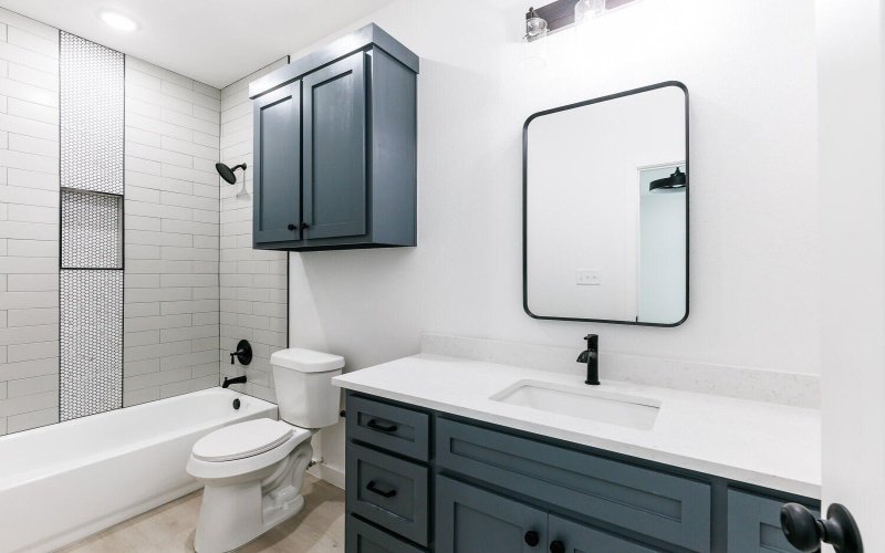 1704 Elkhart Avenue, Lubbock, TX 79416, 6 Habitaciones Habitaciones , ,7 BañosBaños,Residential Multi Family,En Venta,1704 Elkhart Avenue,202557343