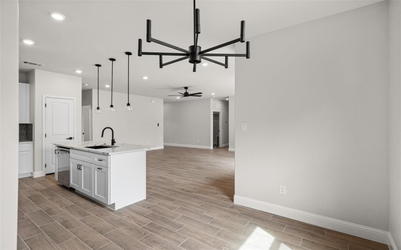5405 Stonegate Circle, Granbury, TX 76048, 4 Bedrooms Bedrooms, ,2 BathroomsBathrooms,Residential,For Sale,5405 Stonegate Circle,20930664