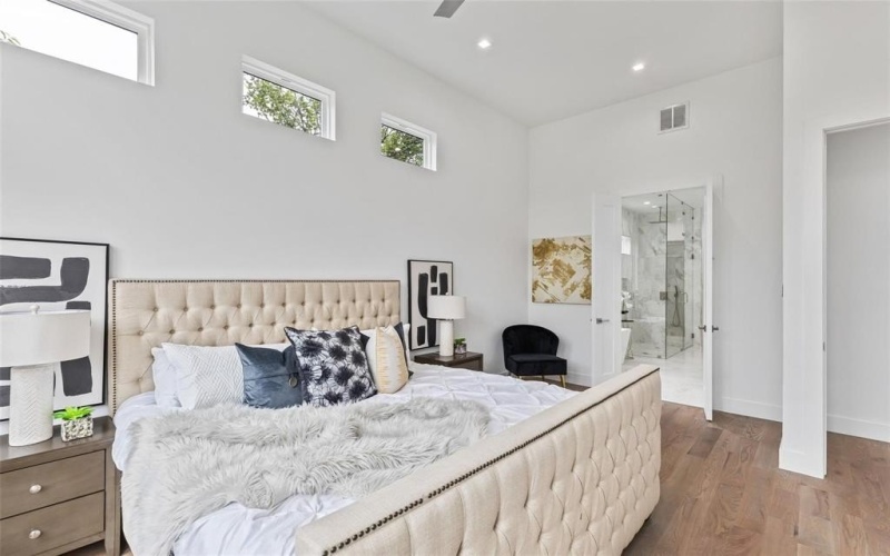 4711 Cowan Avenue, Dallas, TX 75209, 5 Bedrooms Bedrooms, ,6 BathroomsBathrooms,Residential,For Sale,4711 Cowan Avenue,20943726