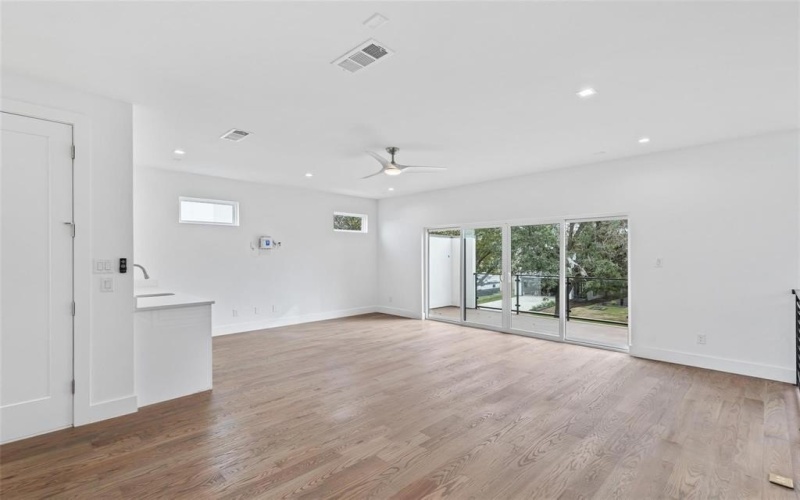 4711 Cowan Avenue, Dallas, TX 75209, 5 Bedrooms Bedrooms, ,6 BathroomsBathrooms,Residential,For Sale,4711 Cowan Avenue,20943726