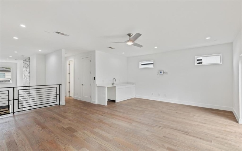 4711 Cowan Avenue, Dallas, TX 75209, 5 Bedrooms Bedrooms, ,6 BathroomsBathrooms,Residential,For Sale,4711 Cowan Avenue,20943726