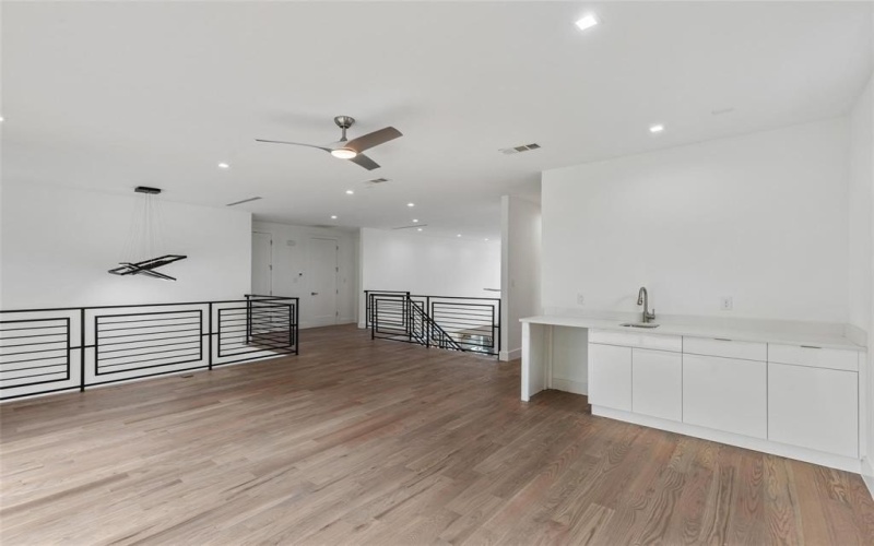 4711 Cowan Avenue, Dallas, TX 75209, 5 Bedrooms Bedrooms, ,6 BathroomsBathrooms,Residential,For Sale,4711 Cowan Avenue,20943726