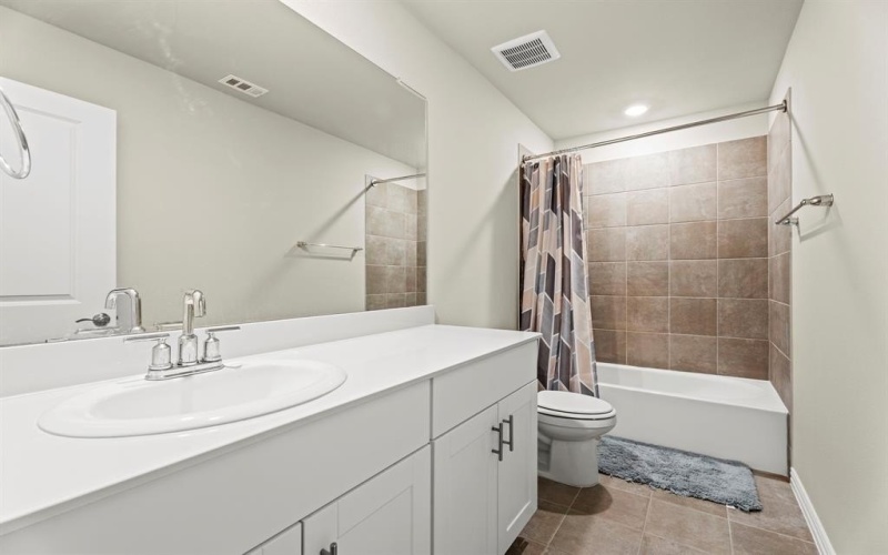 2275 Cliff Springs Drive, Forney, TX 75126, 4 Bedrooms Bedrooms, ,2 BathroomsBathrooms,Residential,For Sale,2275 Cliff Springs Drive,20989557